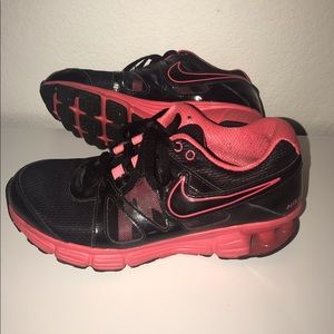 ❣️Women’s Nike shoes❣️